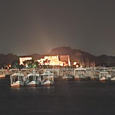 Endo Mando Hotel Aswan Bagian luar foto
