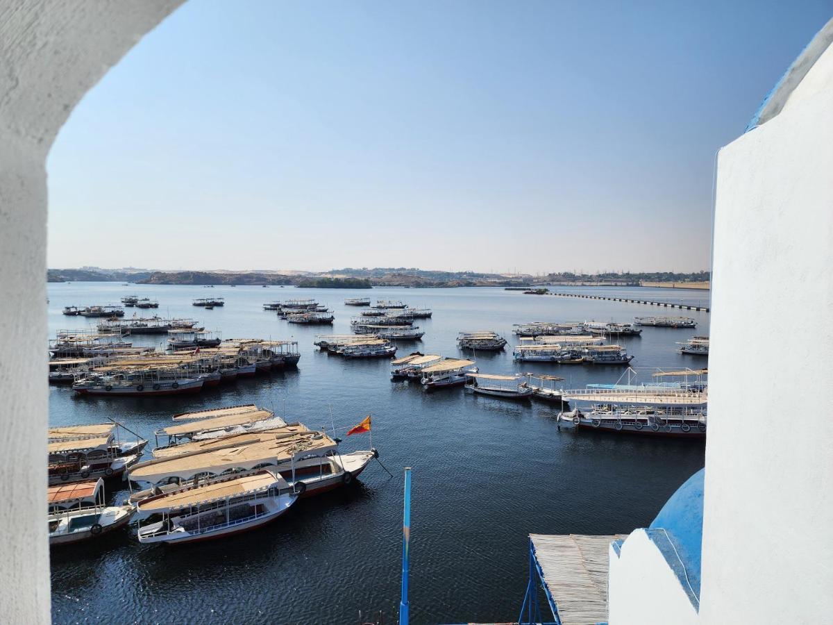 Endo Mando Hotel Aswan Bagian luar foto