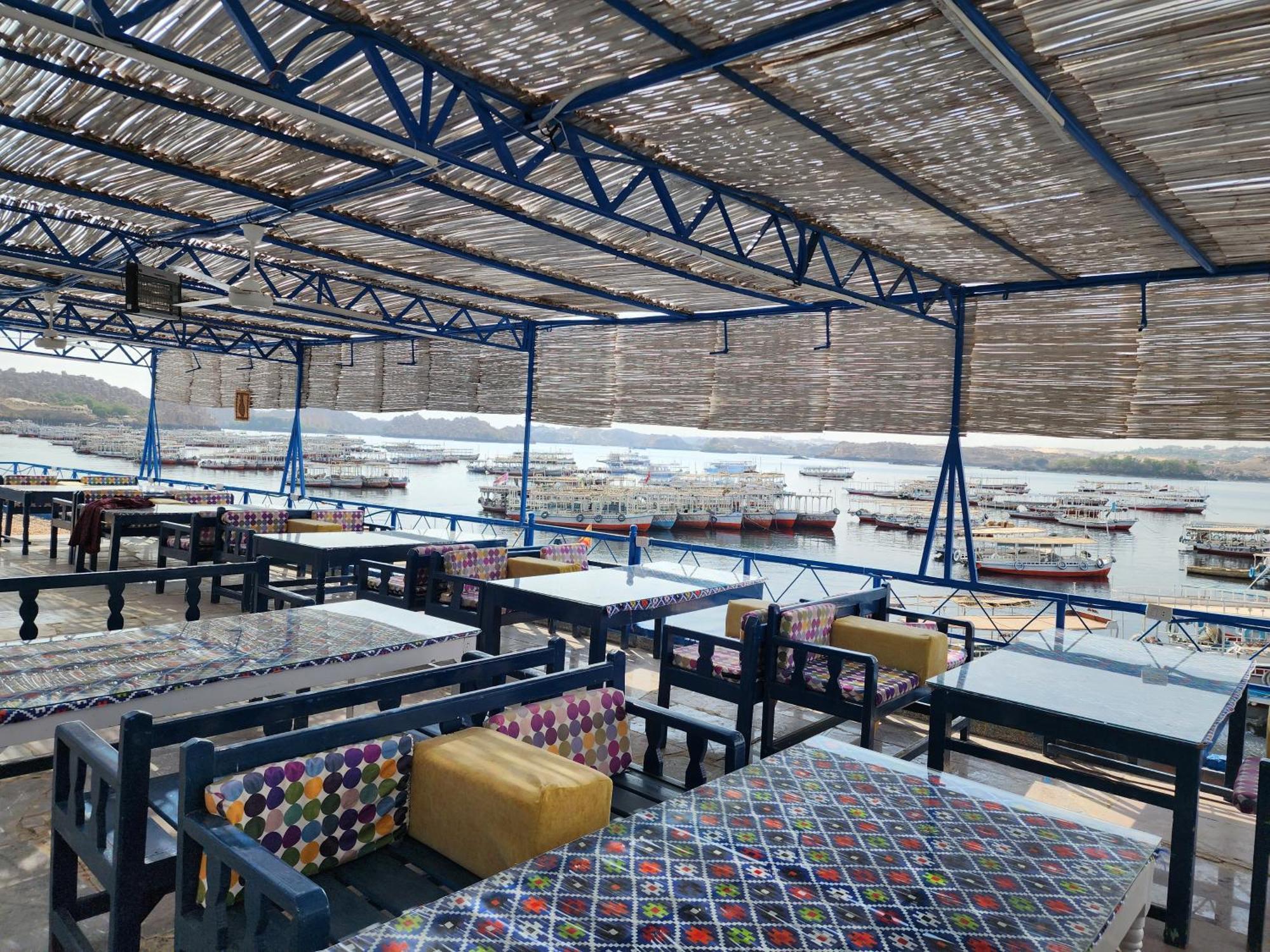 Endo Mando Hotel Aswan Bagian luar foto