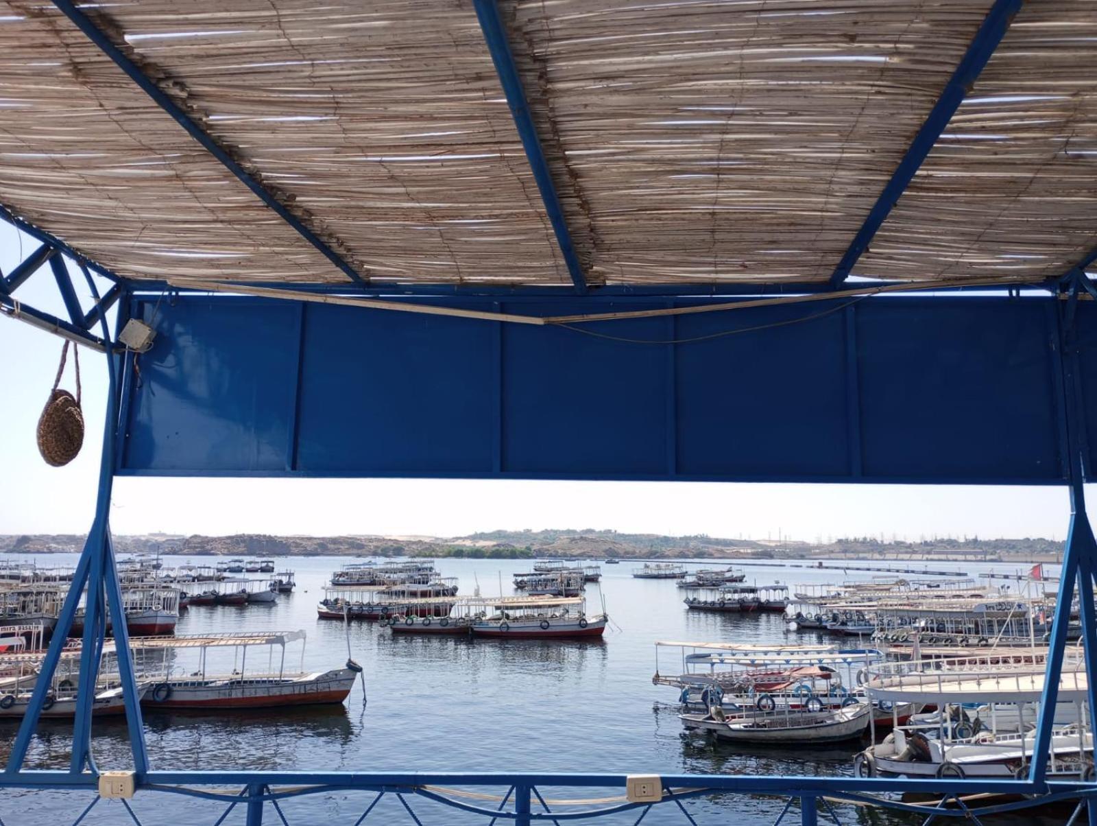 Endo Mando Hotel Aswan Bagian luar foto