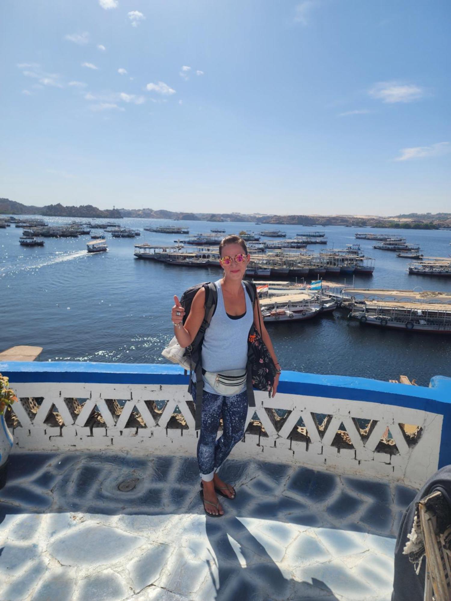 Endo Mando Hotel Aswan Bagian luar foto