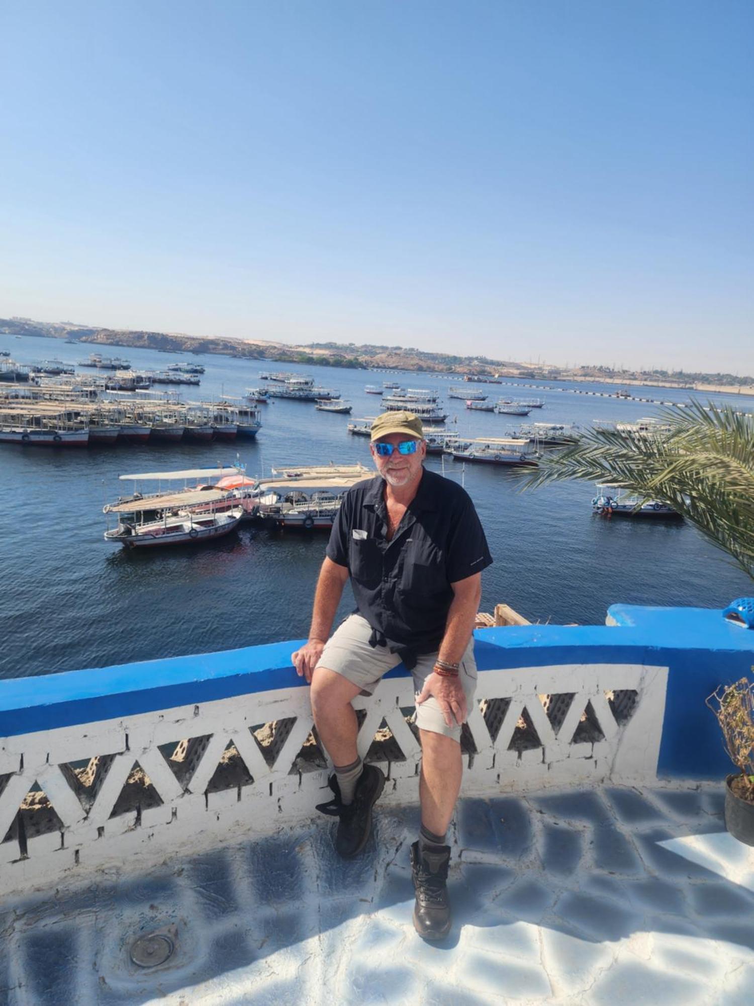 Endo Mando Hotel Aswan Bagian luar foto